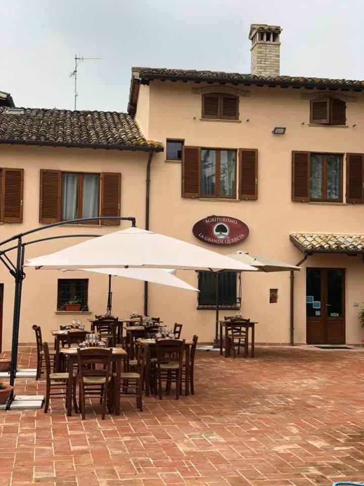 La Grande Quercia Bed & Breakfast Montefalco Exterior foto